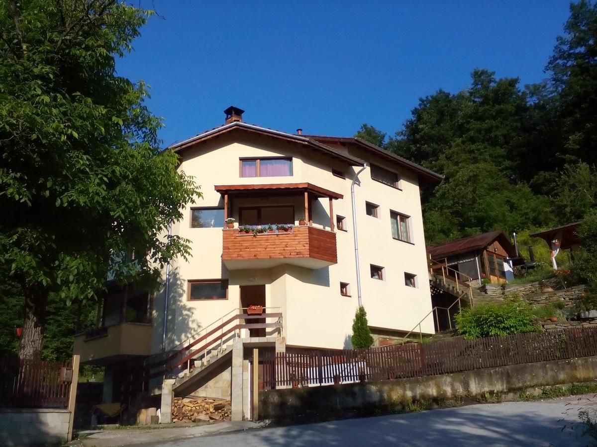 Гостевой дом Sun House Трявна-7